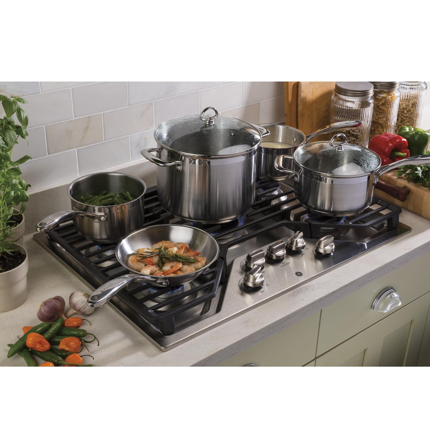 GE APPLIANCES JGP5030SLSS Ge 30"" Built-in Gas Cooktop