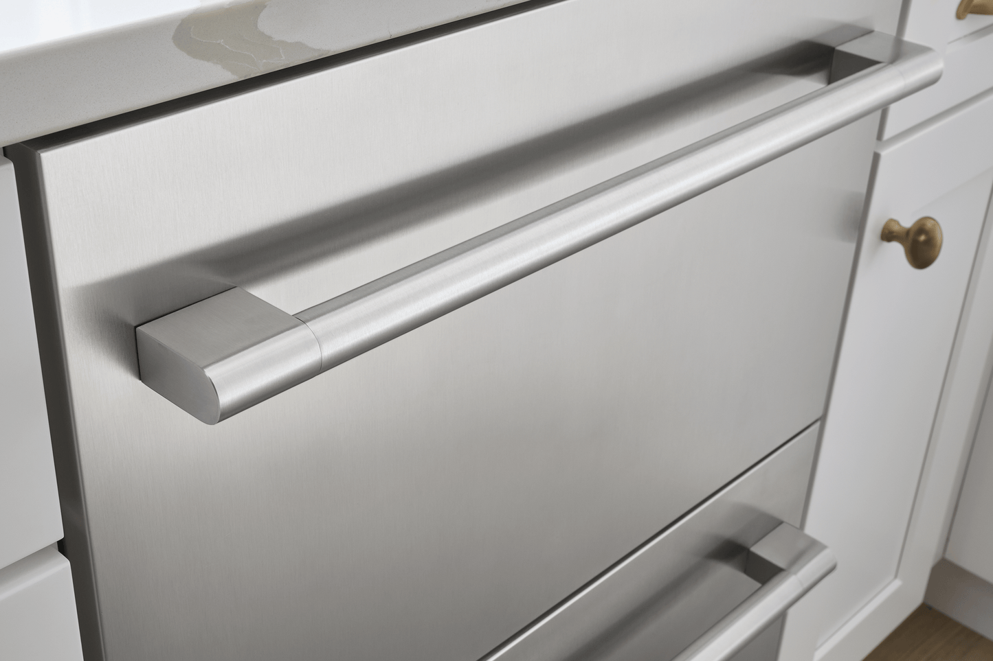 ZEPHYR PRRD24C2ASOD Zephyr 24"" Outdoor Dual Zone Refrigerator Drawers