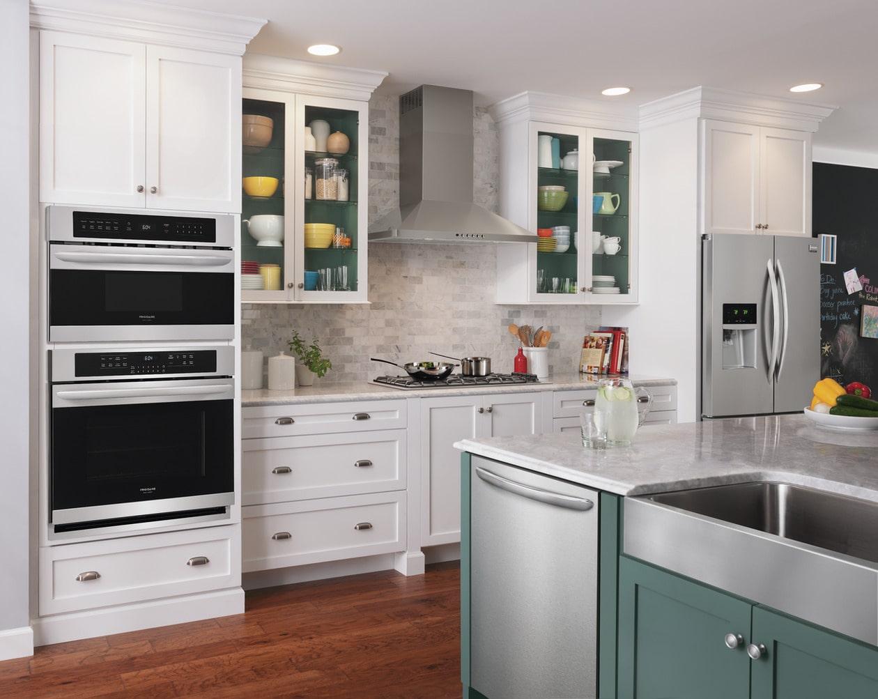FRIGIDAIRE FHWC3655LS Frigidaire 36"" Stainless Canopy Wall-mount Hood