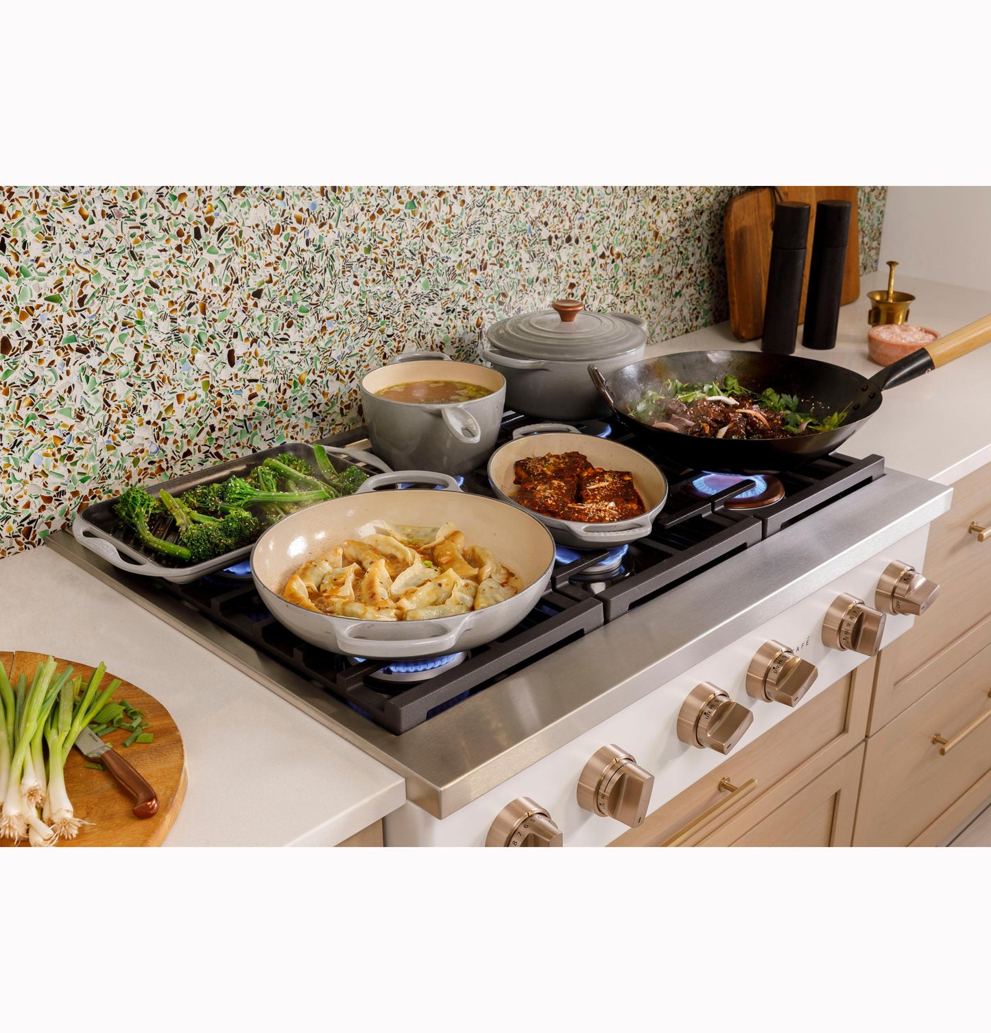 CAFE CGU366P2TS1 Cafe 36"" Commercial-style Gas Rangetop With 6 Burners (NATURA...