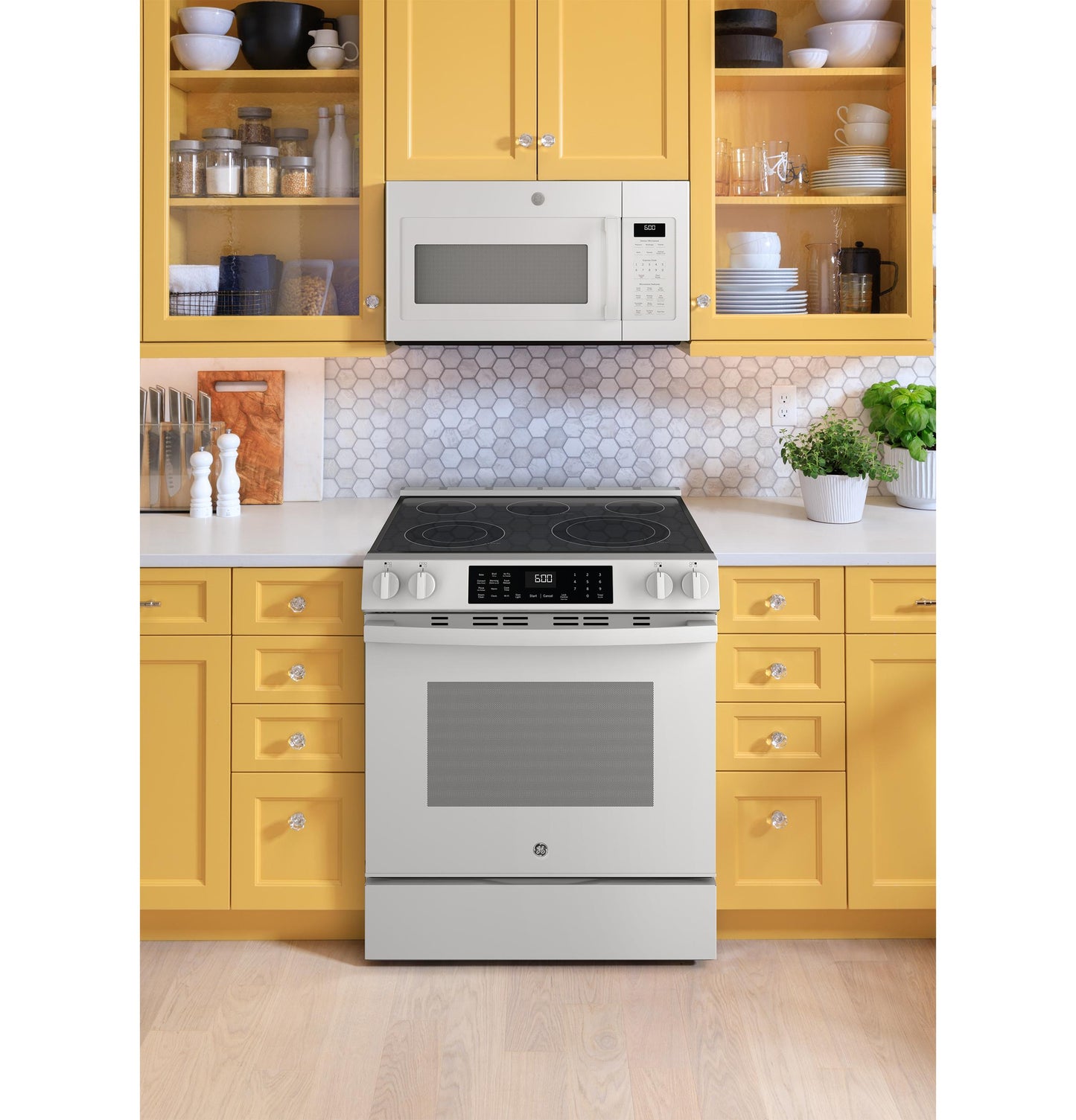 GE APPLIANCES GRS600AVWW Ge 30"" Slide-in Electric Convection Range With No Preheat Air FR...