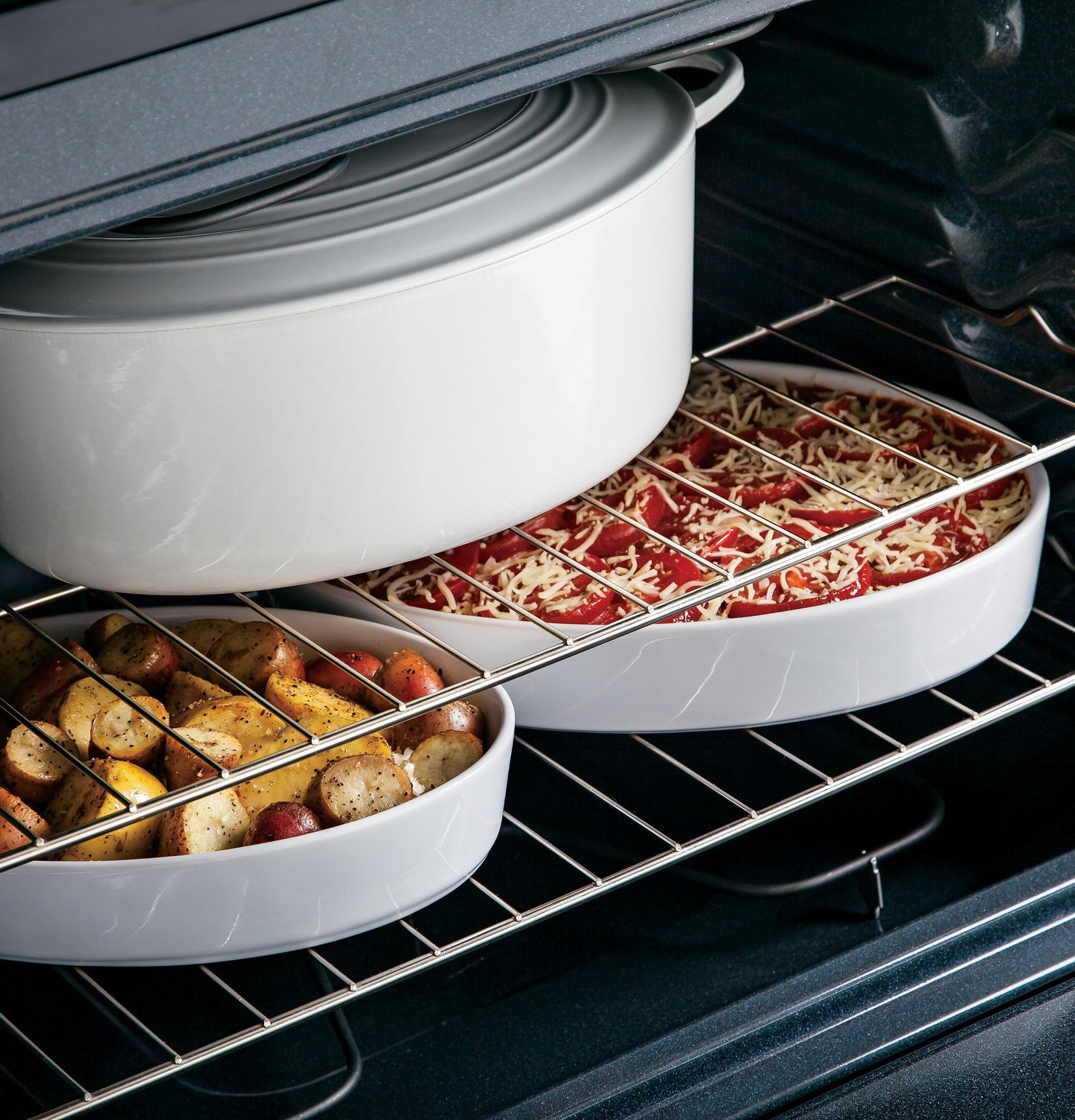 GE APPLIANCES JBS360DMBB Ge 30"" Free-standing Electric Range