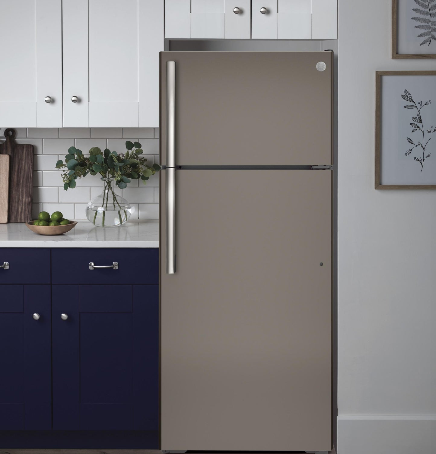 GE APPLIANCES GTE18GMNRES Ge Energy Star 17.5 Cu. Ft. Top-freezer Refrigerator