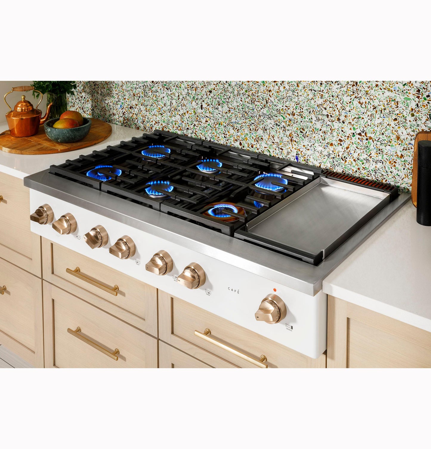 CAFE CGU486P3TD1 Cafe 48"" Commercial-style Gas Rangetop With 6 Burners and GRI...