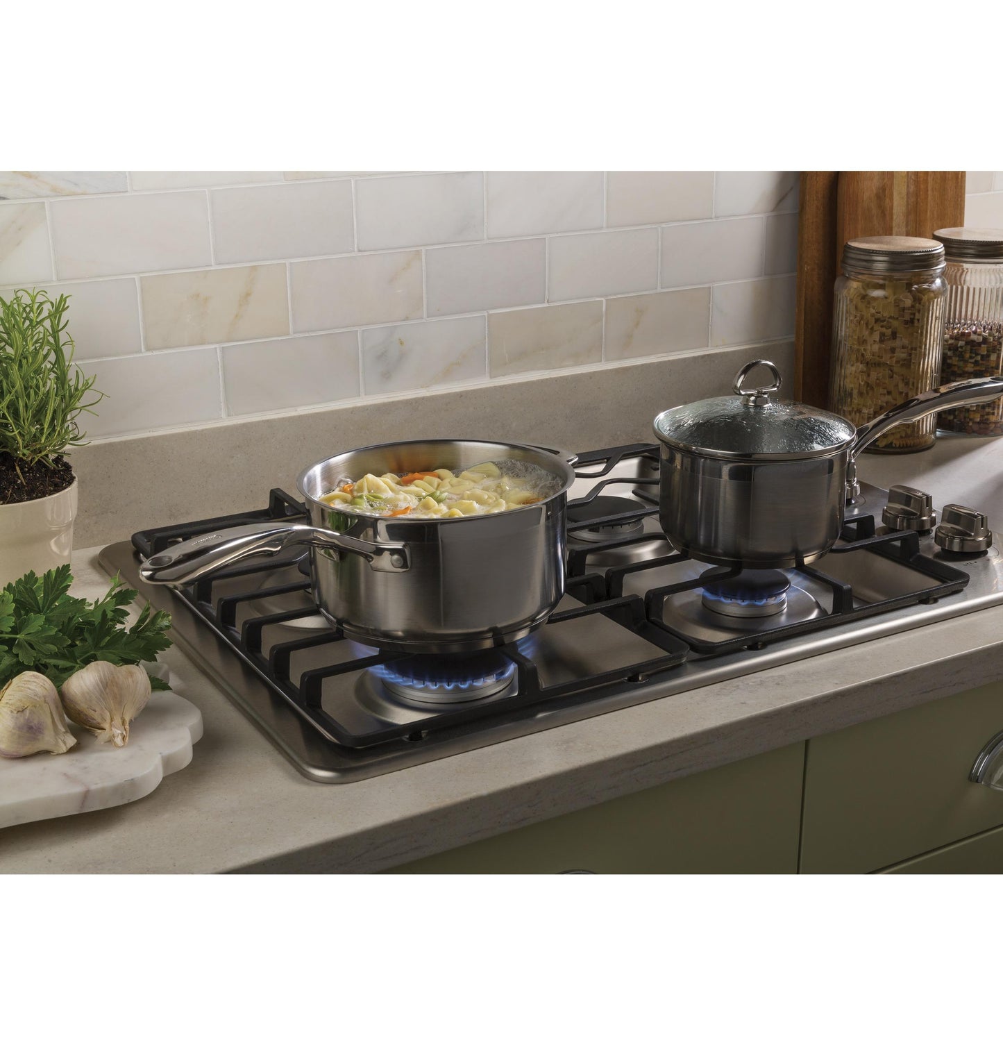 GE APPLIANCES JGP3030SLSS Ge 30"" Built-in Gas Cooktop