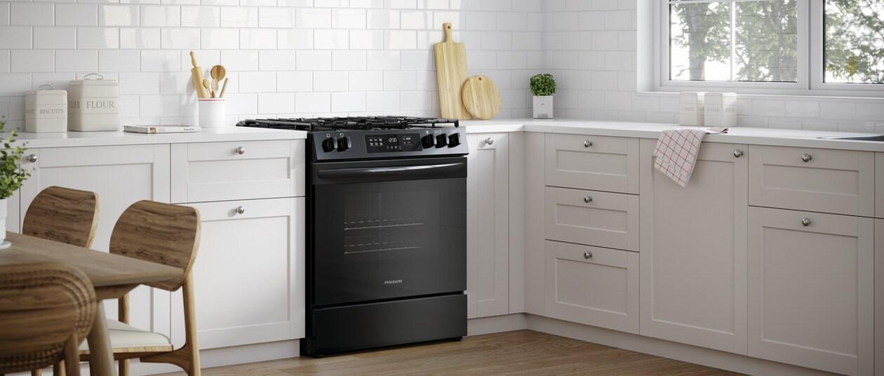 FRIGIDAIRE FCFG3062AB Frigidaire 30"" Front Control Gas Range With Quick Boil