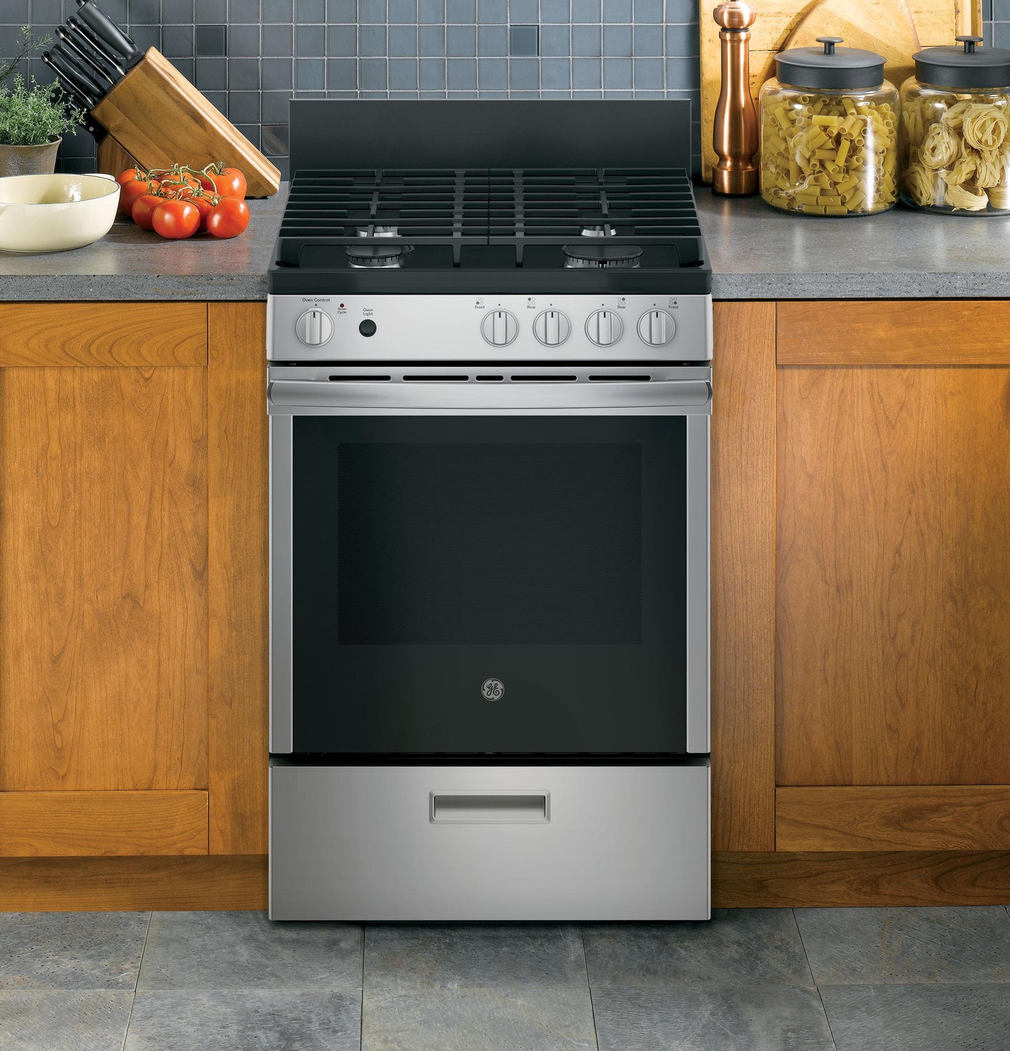 GE APPLIANCES JGAS640RMSS Ge 24"" Steam Clean Free-standing/slide-in Gas Range