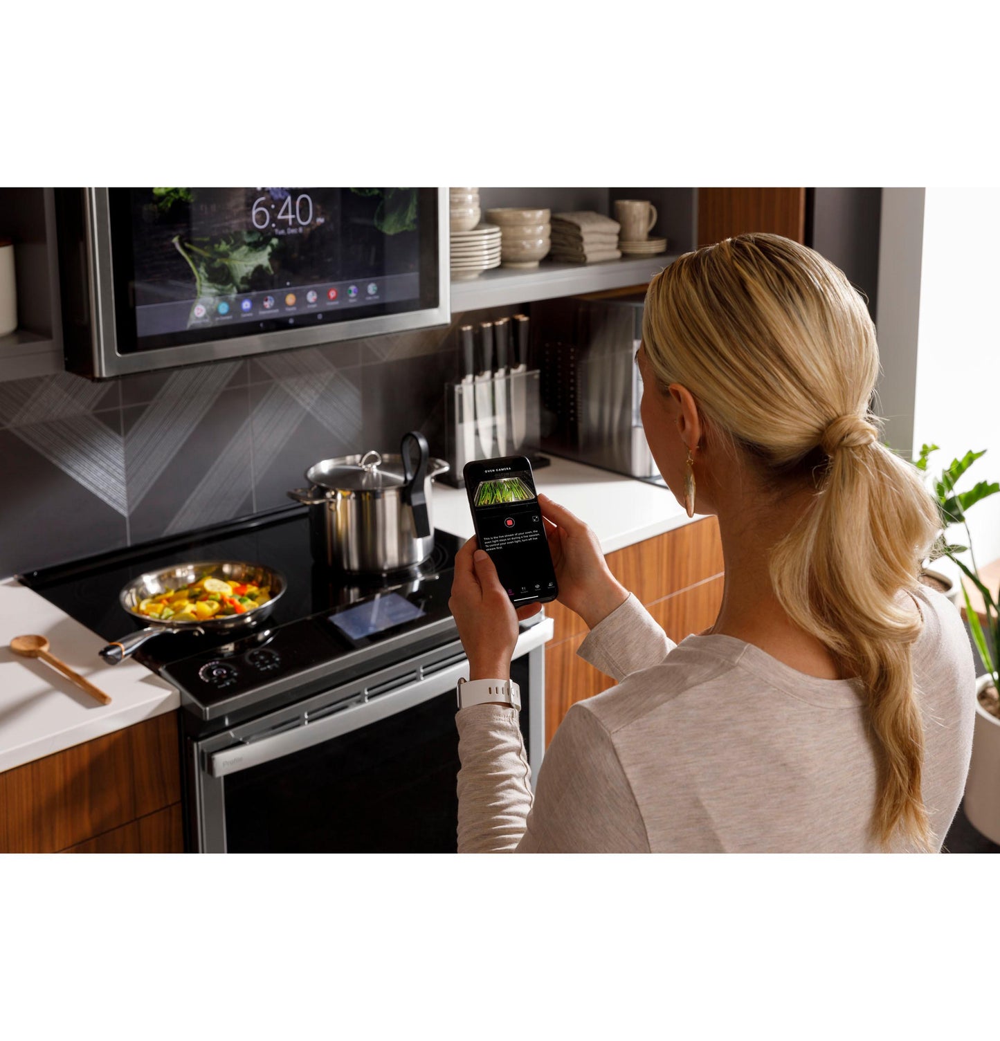 GE APPLIANCES PHS93XYPFS GE Profile 30"" Smart Slide-in Front-control Induction FINGERPRI...