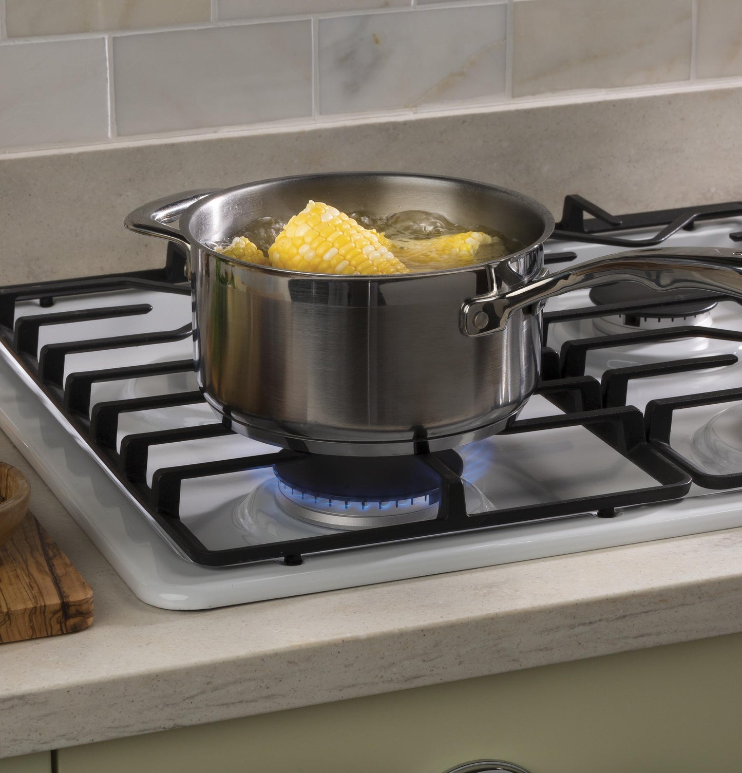 GE APPLIANCES JGP3030DLWW Ge 30"" Built-in Gas Cooktop
