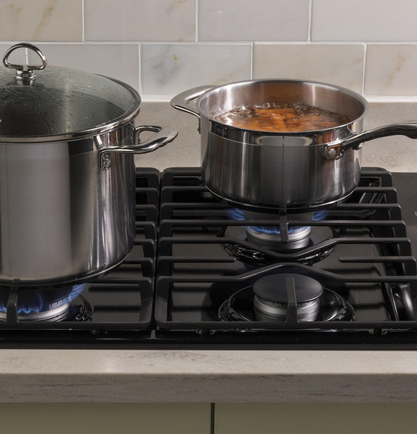 GE APPLIANCES JGP3030DLBB Ge 30"" Built-in Gas Cooktop