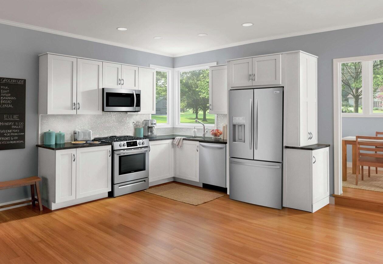 FRIGIDAIRE FRFC2323AS Frigidaire 22.6 Cu. Ft. Counter-depth French Door Refrigerator