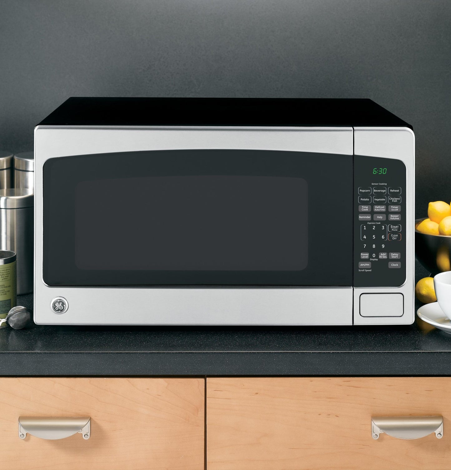 GE APPLIANCES JES2051SNSS GE Appliances 2.0 Cu. Ft. Capacity Countertop Microwave Oven