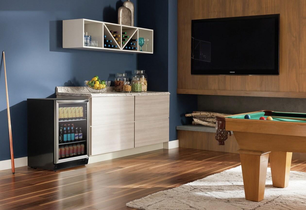 FRIGIDAIRE FGBC5334VS Frigidaire Gallery 5.3 Cu. Ft. Built-in Beverage Center