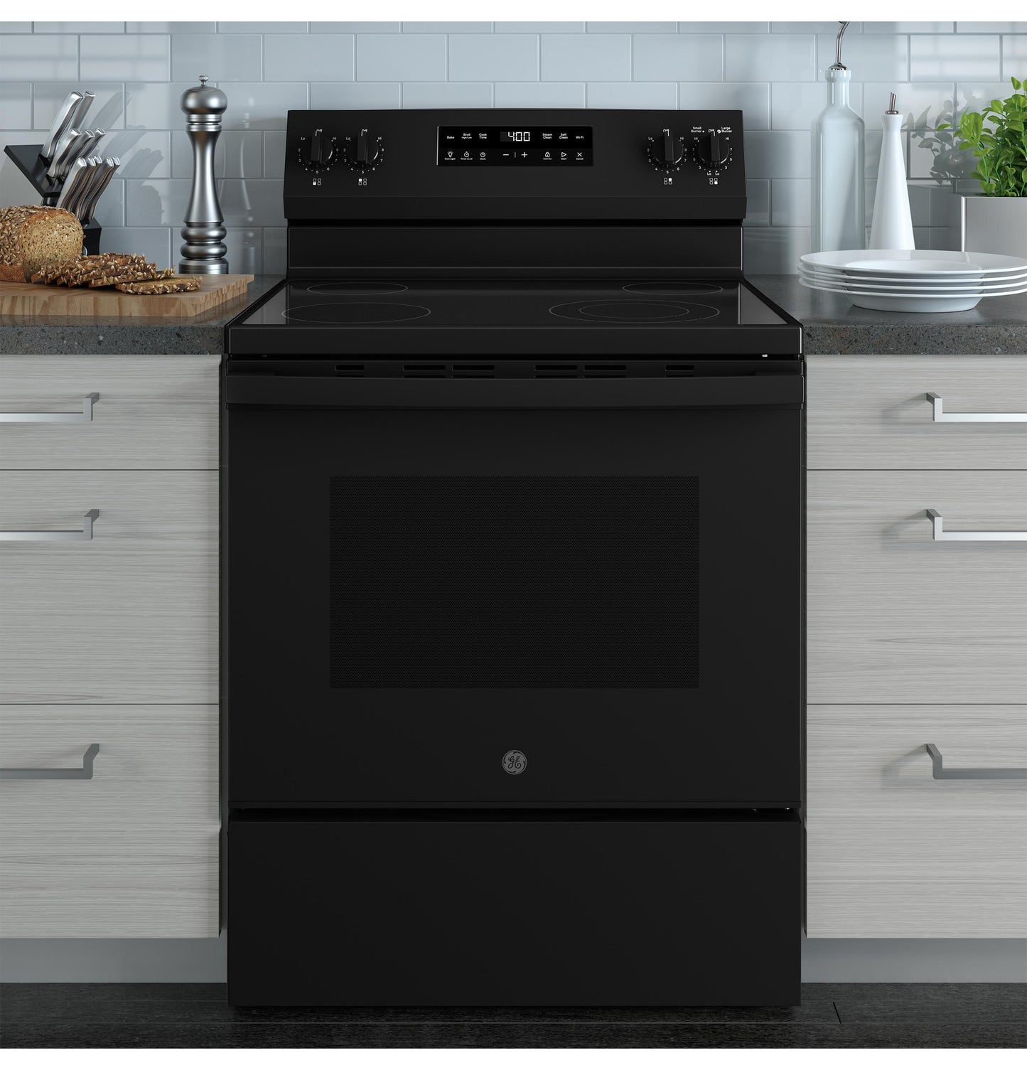 GE APPLIANCES GRF400PVBB Ge 30"" Free-standing Electric Range