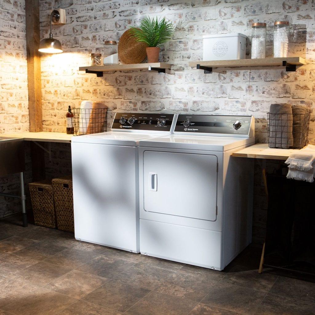 SPEED QUEEN TR3003WN Speed Queen White Top Load Washer: Tr3