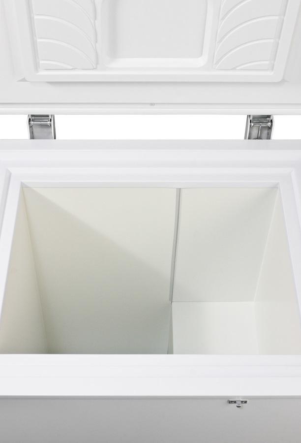 SUMMIT EL11LT Commercial -45c Capable Chest Freezer With Digital THERMOST...