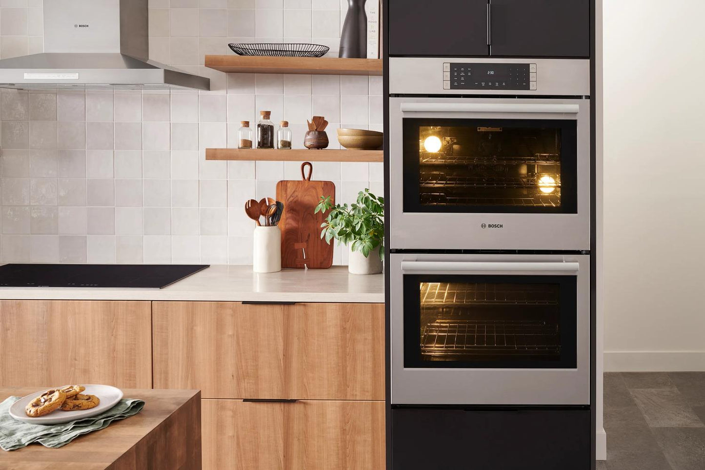 BOSCH HBL8651UC Bosch 30"" Double Wall Oven 800 Series - Stainless Steel