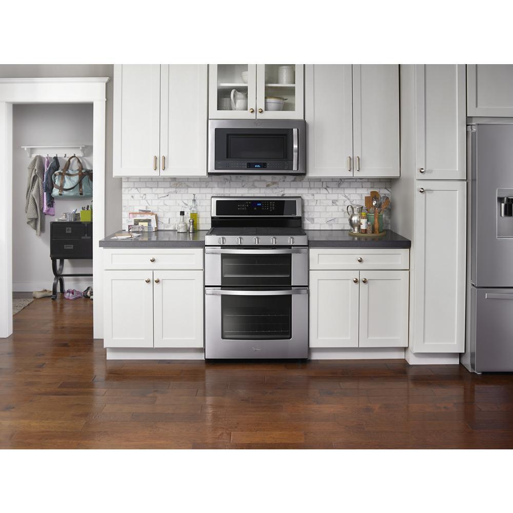 WHIRLPOOL WGG745S0FS Whirlpool 6.0 Cu. Ft. Gas Double Oven Range With Center Oval Burner