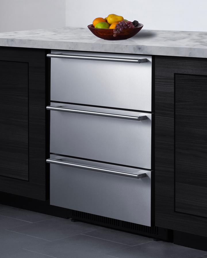 SUMMIT SP6DS3D Summit 24"" Wide Built-in 3-drawer All-refrigerator