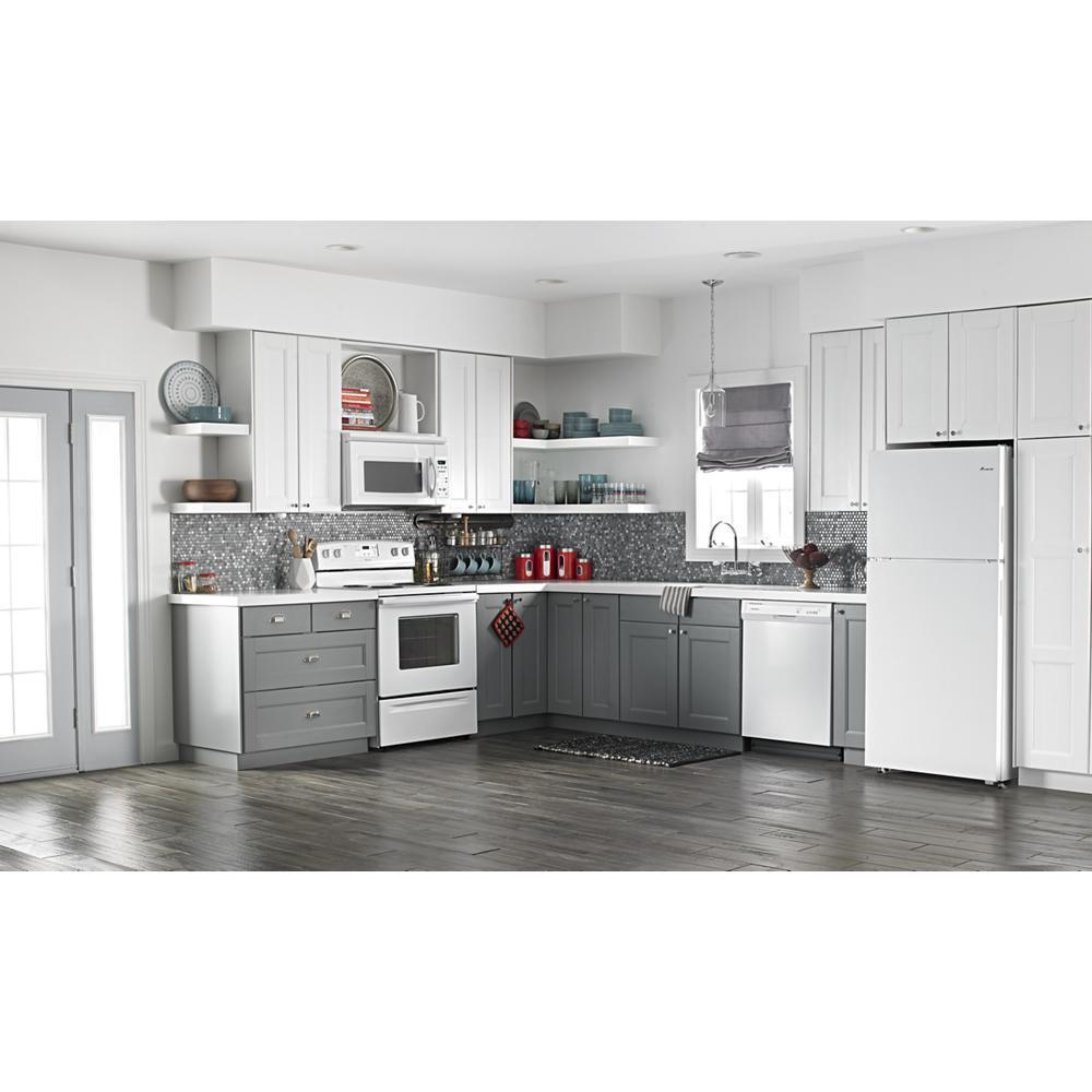 AMANA ART318FFDW 30-inch Wide Top-freezer Refrigerator With Glass Shelves - 18 Cu. F...