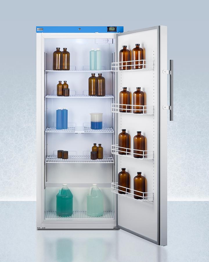 SUMMIT URM19W Summit 18 CU.FT. Upright Manual Defrost Refrigerator