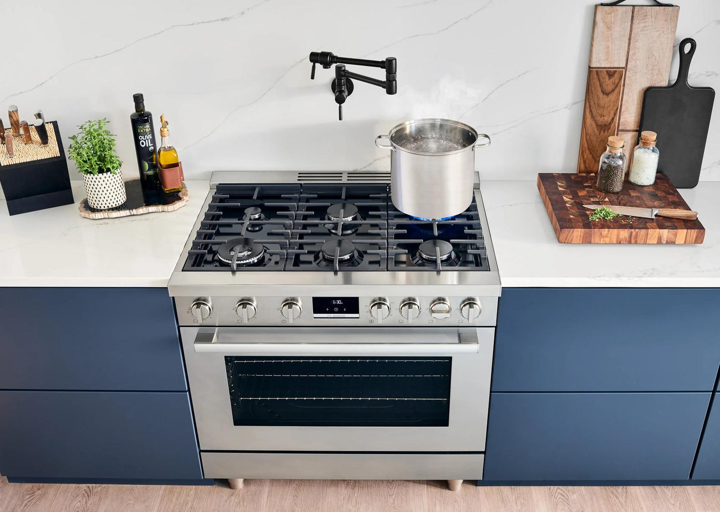 BOSCH HDS8655U 800 Series Dual Fuel Freestanding Range 36'' Stainless Steel Hds8655u
