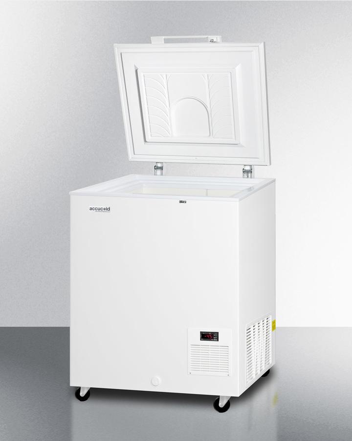 SUMMIT EL11LT Commercial -45c Capable Chest Freezer With Digital THERMOST...
