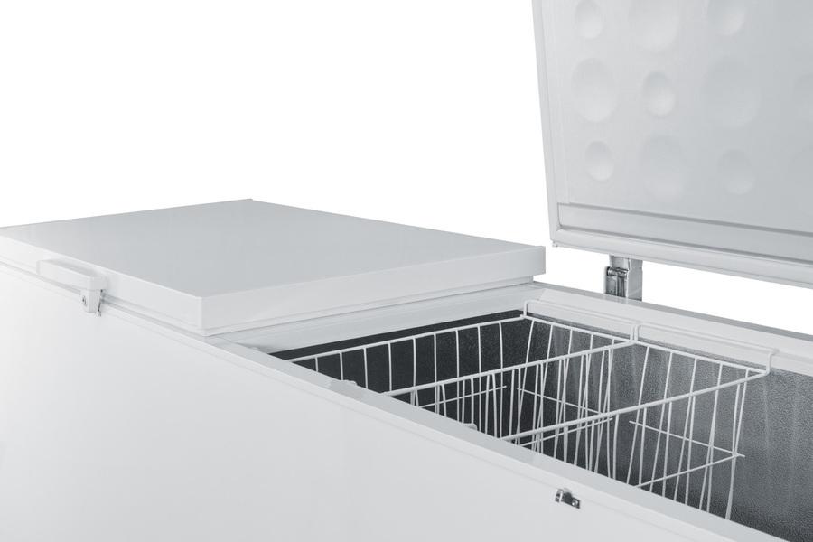 SUMMIT SCFM252WH Commercially Listed 26.66 CU.FT. Manual Defrost Chest Freezer In WH...