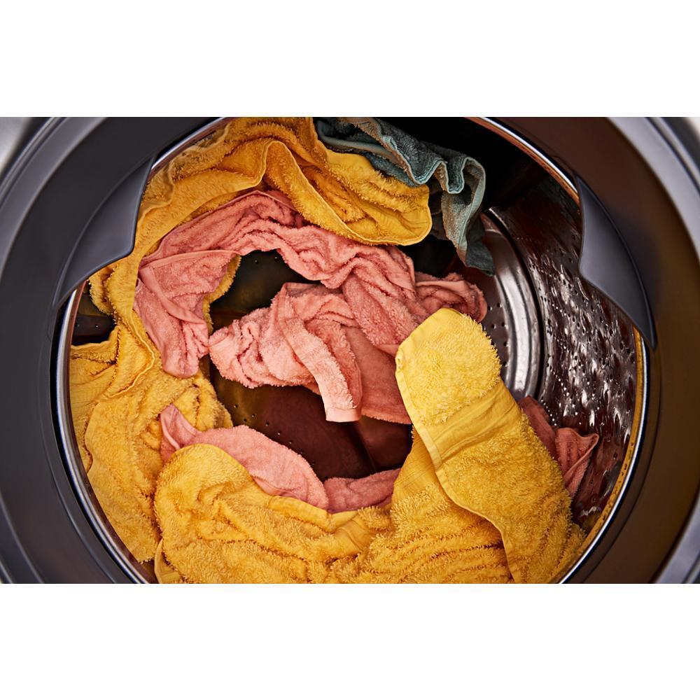 WHIRLPOOL WFW6720RW 5.0 Cu. Ft. Smart Front Load Energy Star Washer With the FRESHFL...