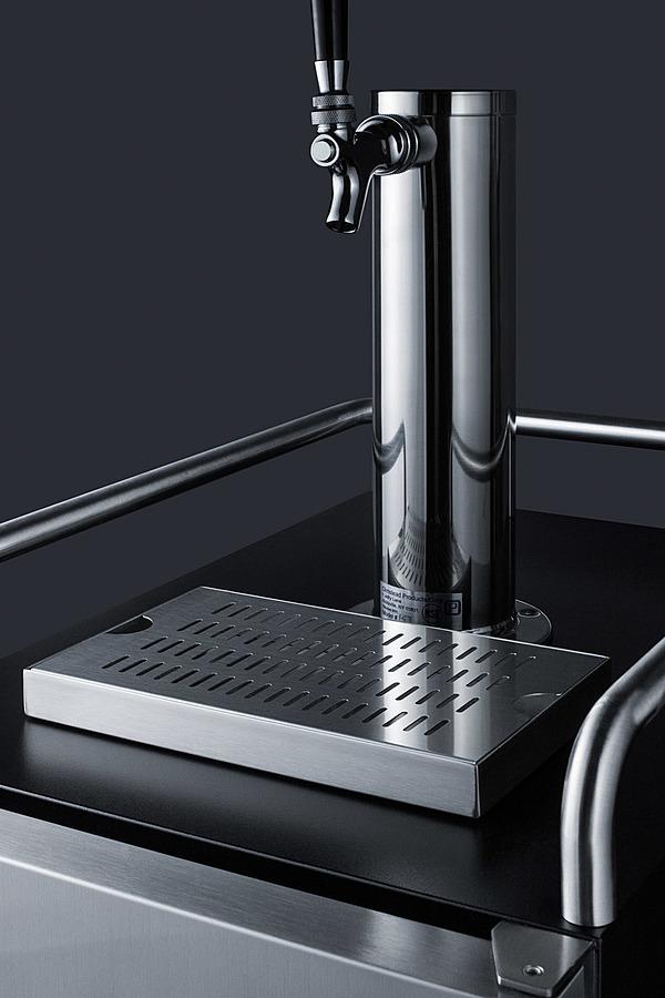 SUMMIT SBC15BEER 15"" Wide, Built-in, Commercially Listed Kegerator, Auto Defrost WIT...