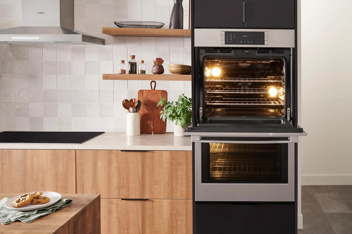 BOSCH HBL8651UC Bosch 30"" Double Wall Oven 800 Series - Stainless Steel