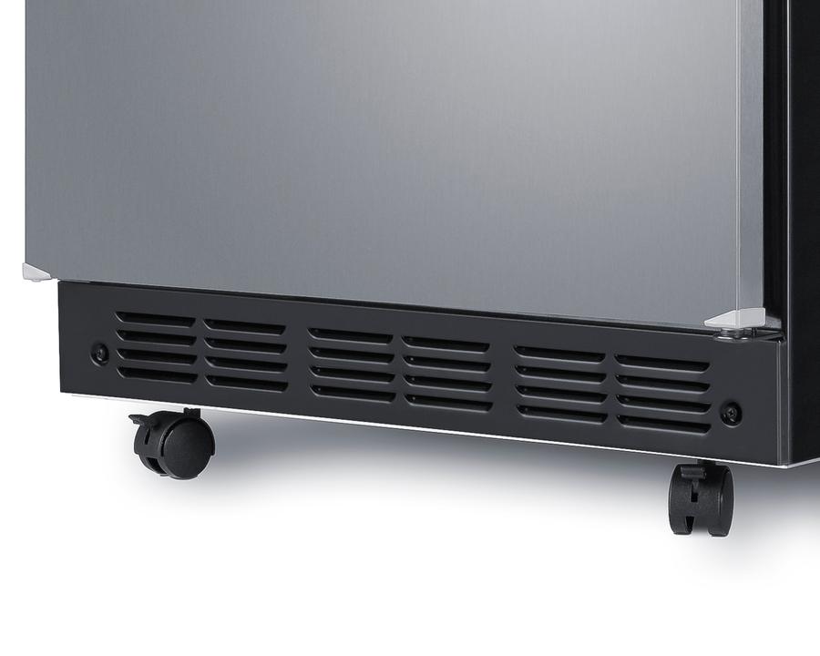 SUMMIT SBC7BRS Summit 24"" Wide Beer Kegerator
