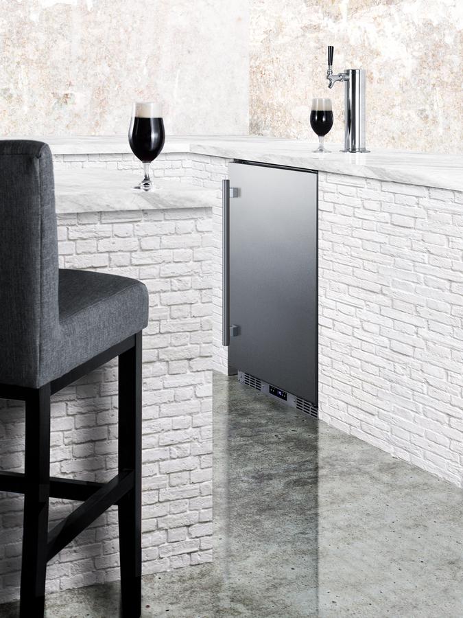 SUMMIT SBC683OS Summit 24"" Wide Built-in Outdoor Beer Kegerator