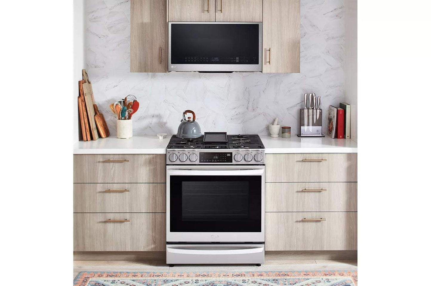 LG MHEC1737F 1.7 Cu. Ft. Smart Wi-fi Enabled Over-the-range Convection MICROWAVE...
