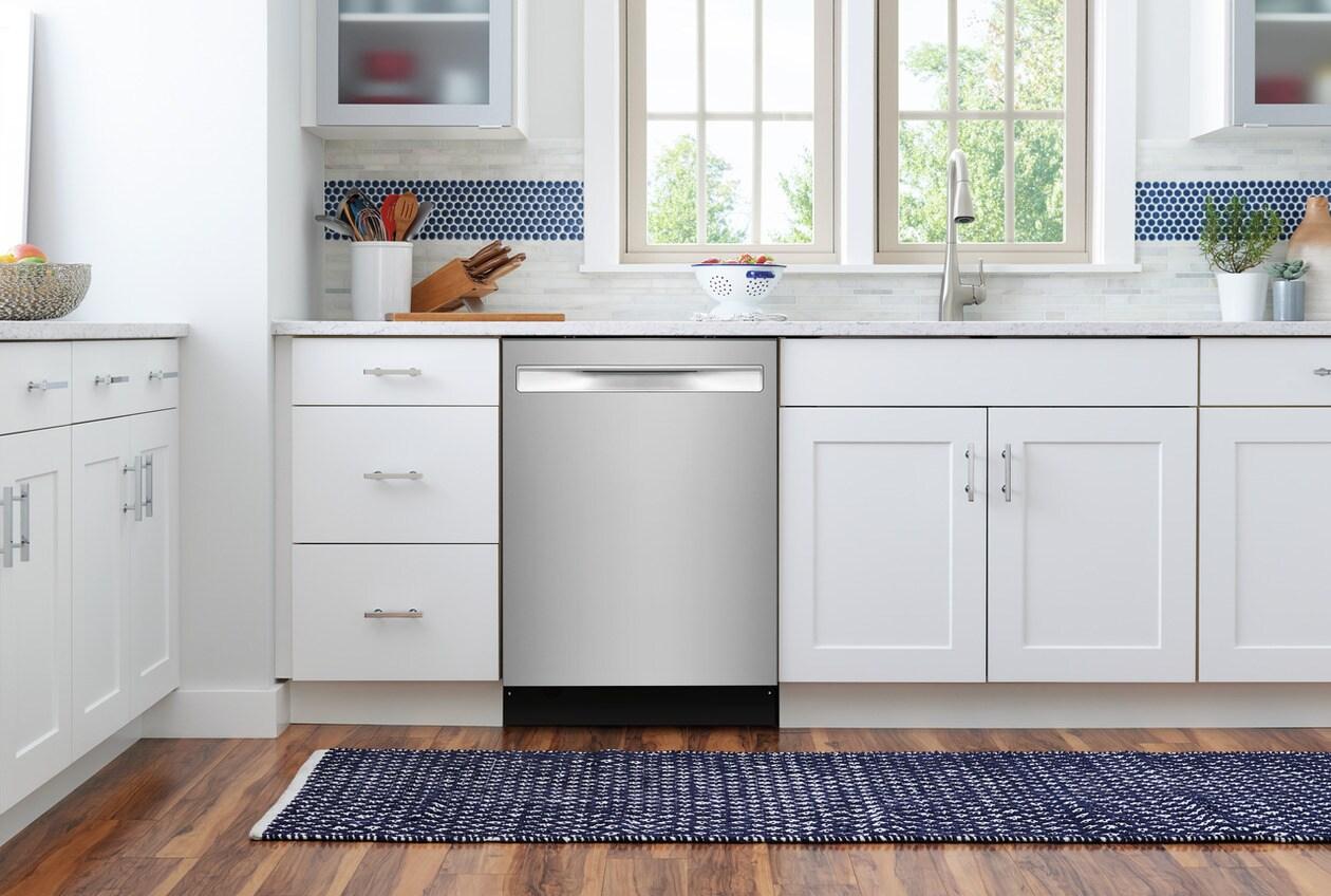 FRIGIDAIRE FDSP4501AS Frigidaire 24"" Stainless Steel Tub Built-in Dishwasher