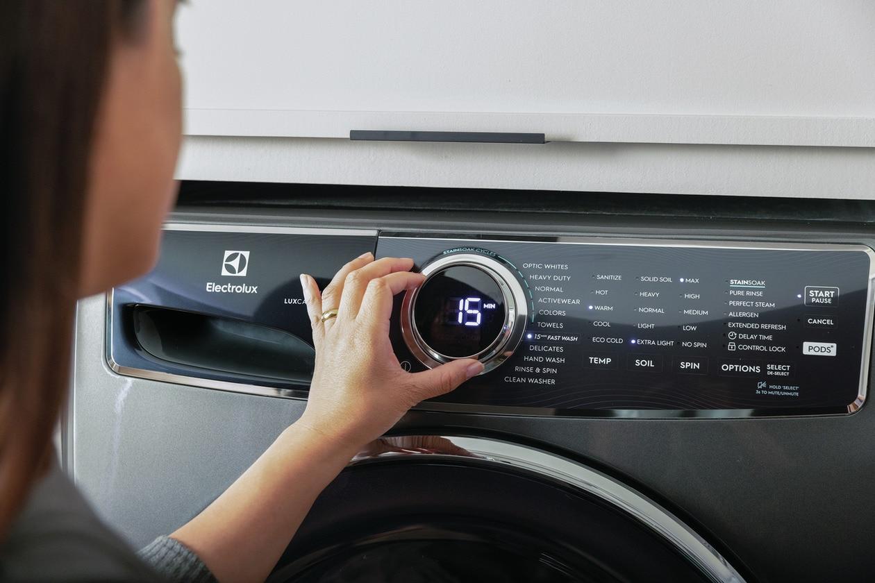 ELECTROLUX ELFW7637AT Electrolux 4.5 Cu. Ft. Front Load Washer