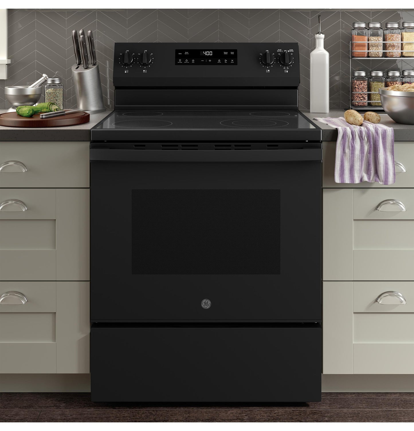 GE APPLIANCES GRF400SVBB Ge 30"" Free-standing Electric Range