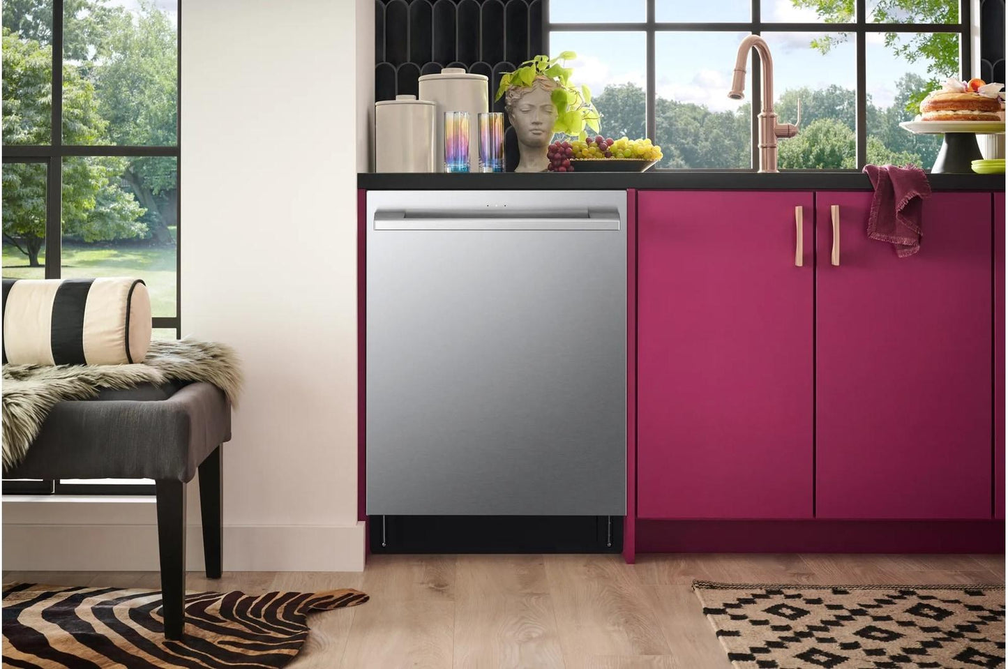 LG SDWB24S3 LG Studio Smart Top Control Dishwasher With 1-hour Wash & Dry, QUAD...