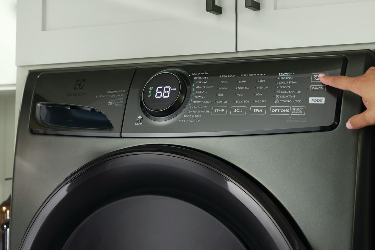 ELECTROLUX ELFW7738AA Electrolux Front Load Perfect Steam Washer With Luxcare PLUS...