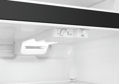 FRIGIDAIRE FFTR1835VS Frigidaire 18.3 Cu. Ft. Top Freezer Refrigerator