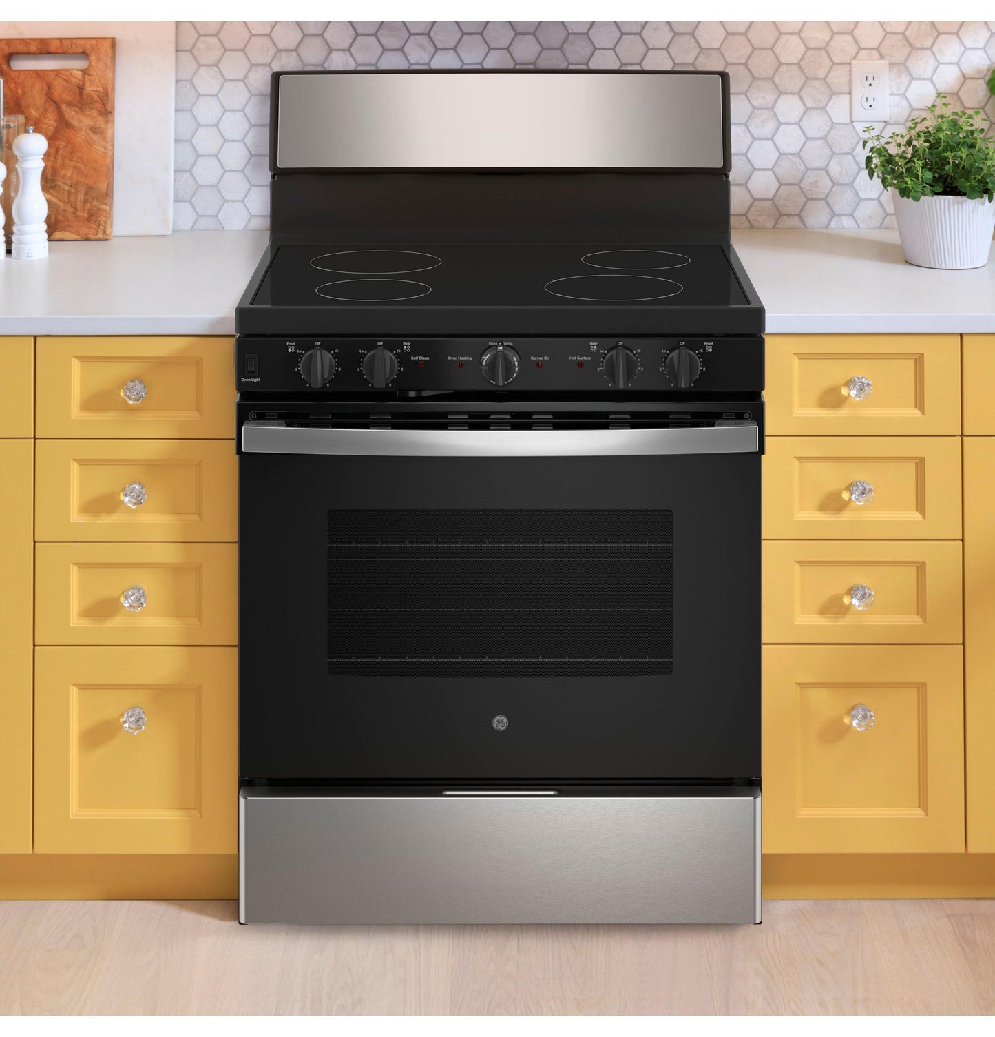 GE APPLIANCES JB480STSS GE 30"" Free-standing Electric Radiant Smooth Cooktop Range