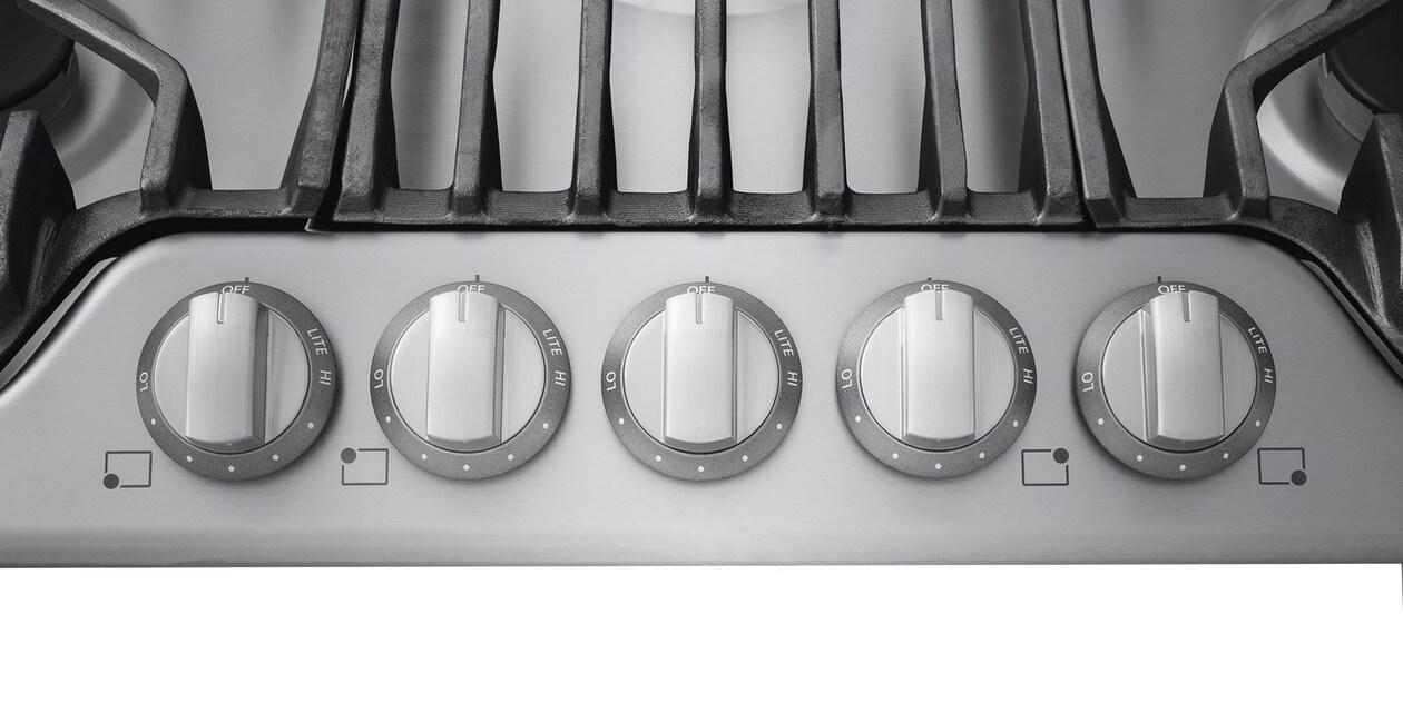 FRIGIDAIRE FPGC3077RS Frigidaire Professional 30'' Gas Cooktop With Griddle
