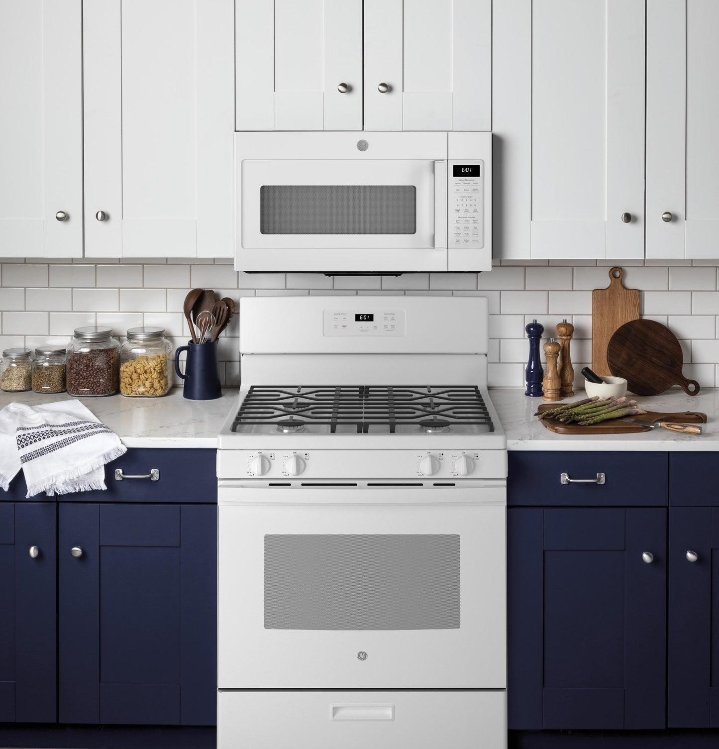 GE APPLIANCES JGBS61DPWW Ge 30"" Free-standing Gas Range