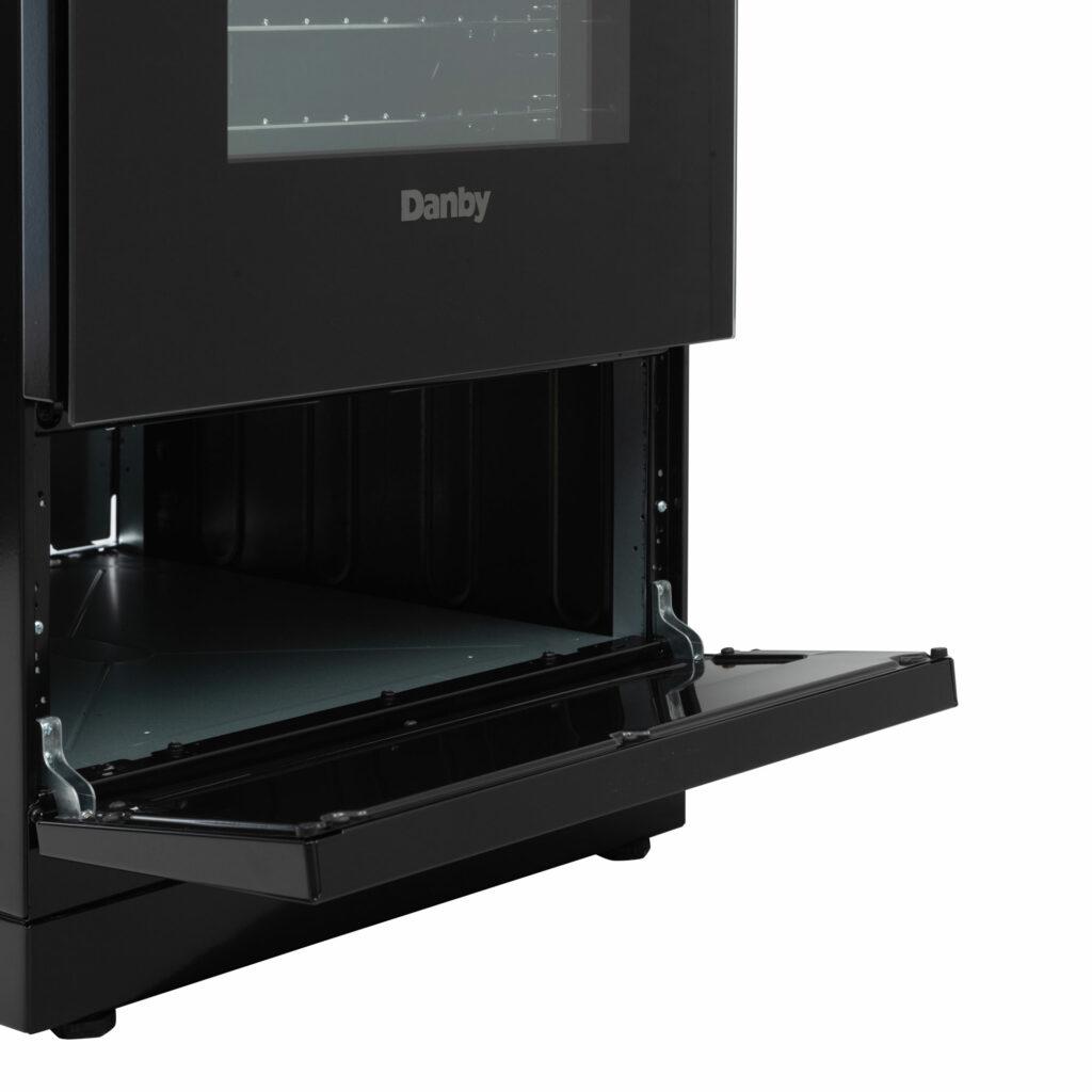 DANBY DR20V1BGLP Danby 20"" Wide Gas Range In Black