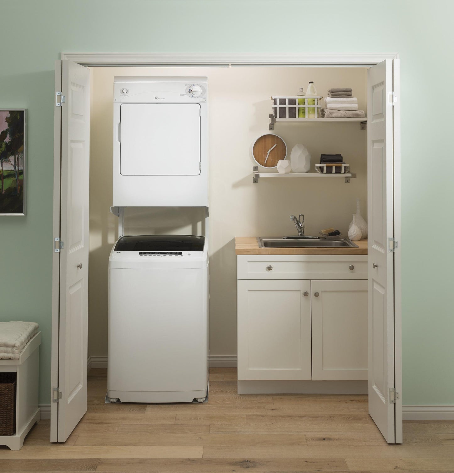 GE APPLIANCES DSKP333ECWW GE Appliances Spacemaker 120v Portable Electric Dryer