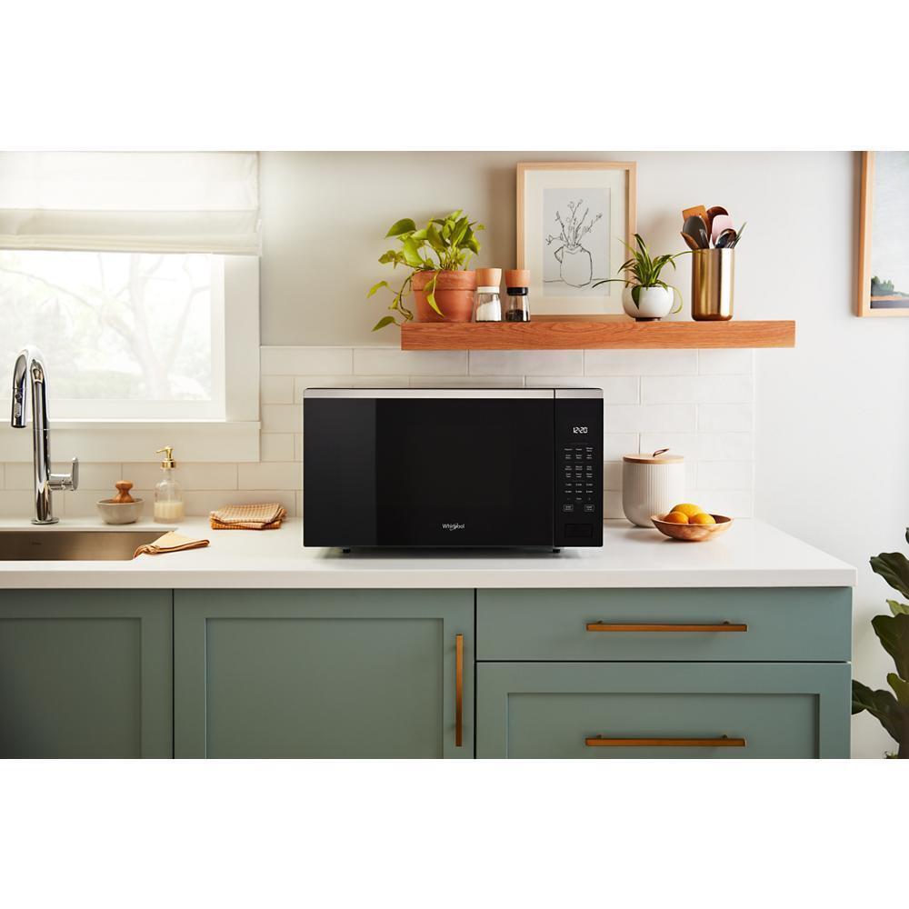 WHIRLPOOL WMCS7024RZ Whirlpool 2.2 Cu. Ft. Sensor Cooking Microwave