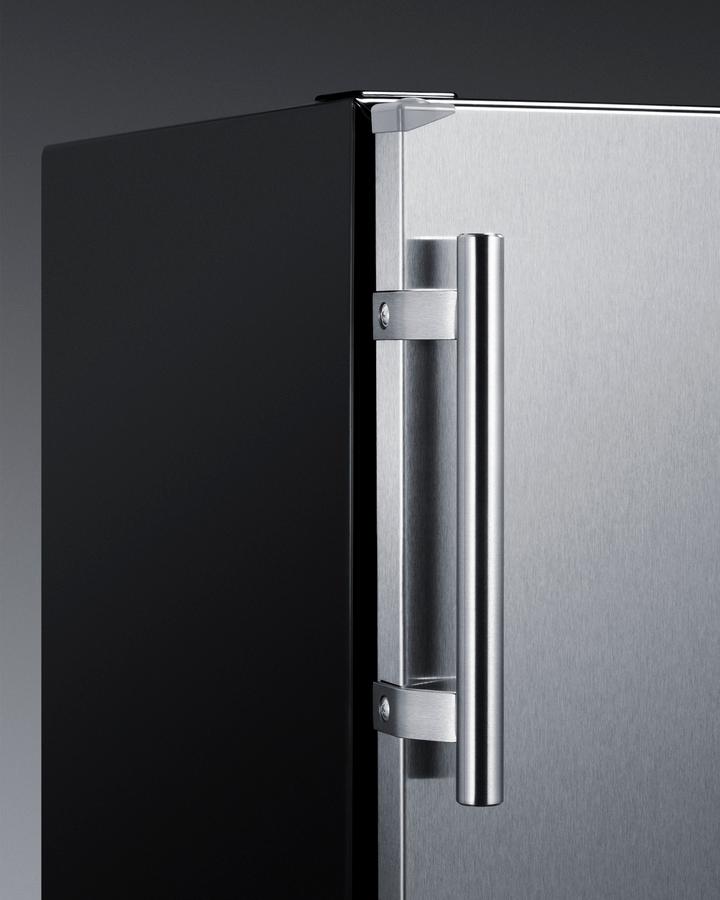 SUMMIT SBC7BRS Summit 24"" Wide Beer Kegerator
