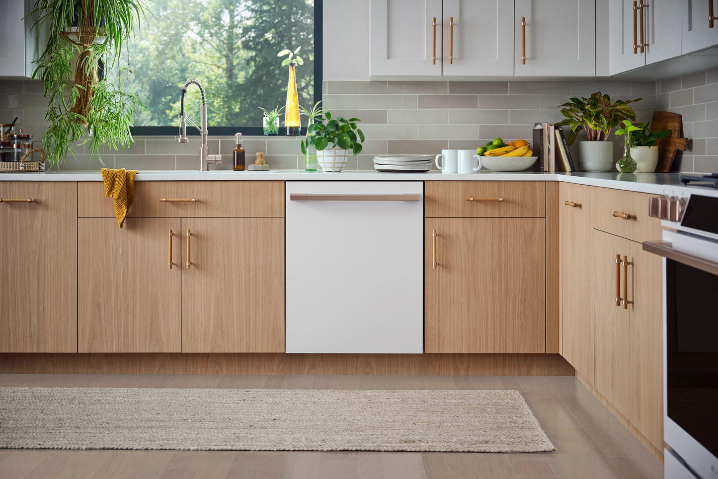 LG SDWB24W3 LG Studio Smart Top Control Dishwasher With 1-hour Wash & Dry, QUAD...